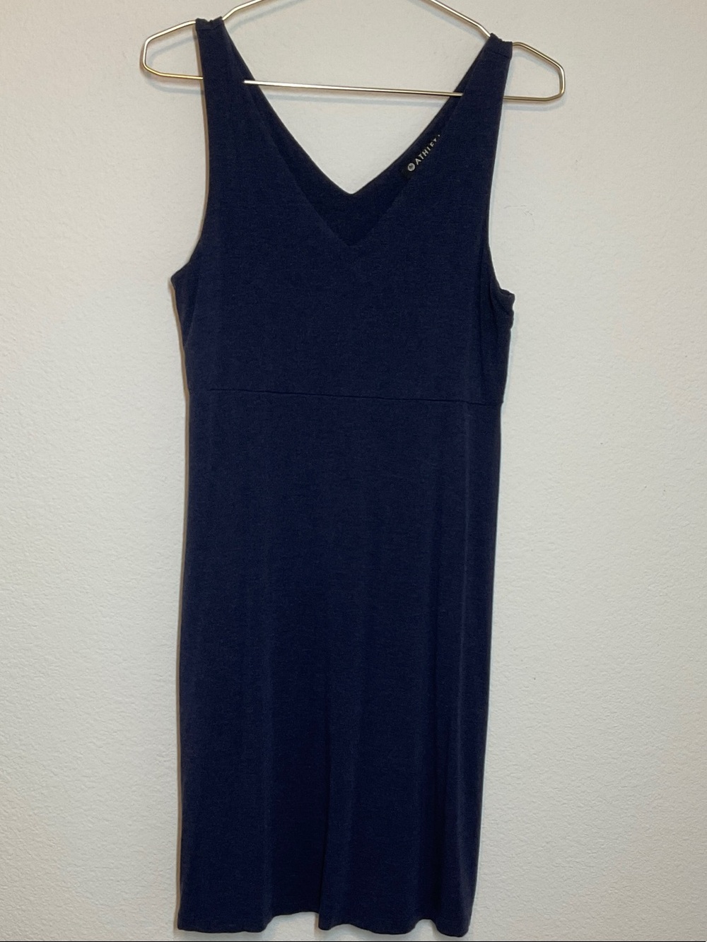 Athleta Essential V Midi Dress Medium